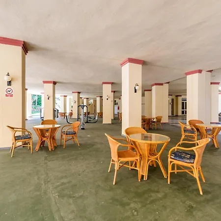 Sea Front Apartmán Marbella